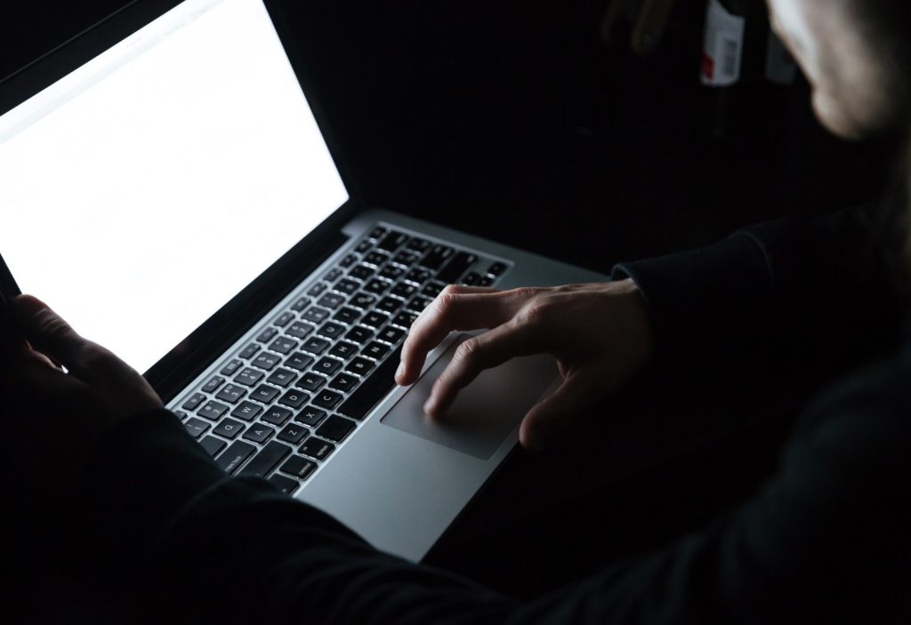 Homem é condenado e preso por estupro de vulnerável virtual no Tocantins; entenda