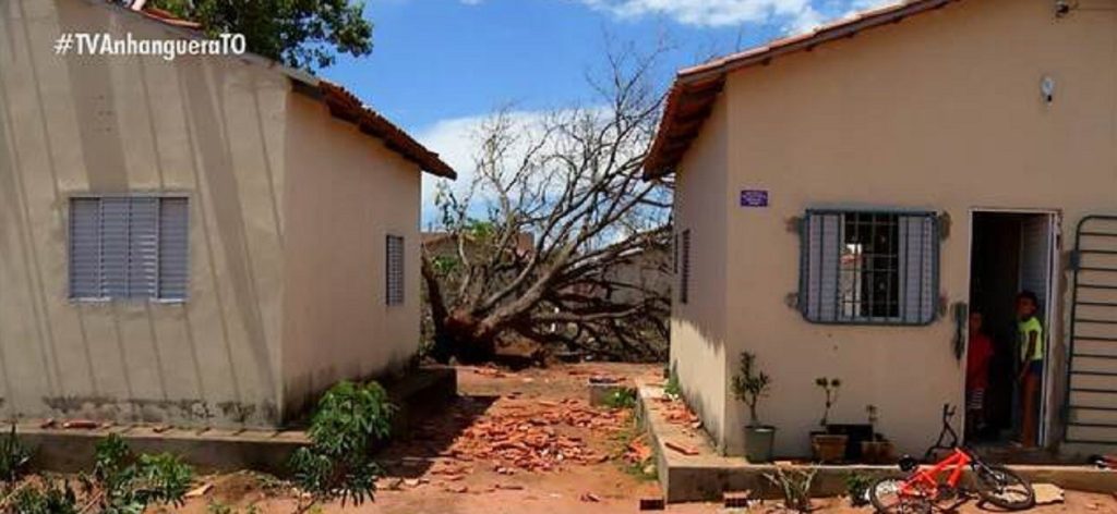 Prefeitura compra cestas básicas sem licitação para atender famílias atingidas por temporal em janeiro
