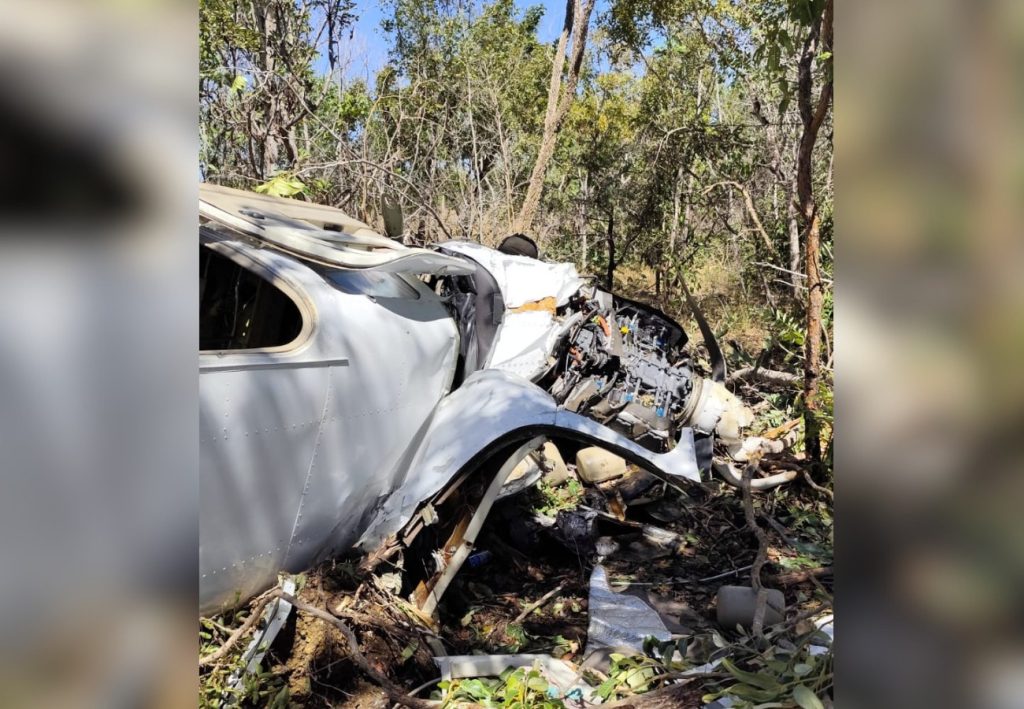 Avião que caiu e deixou dois mortos no TO teve ‘estalo’ após decolagem, diz PM