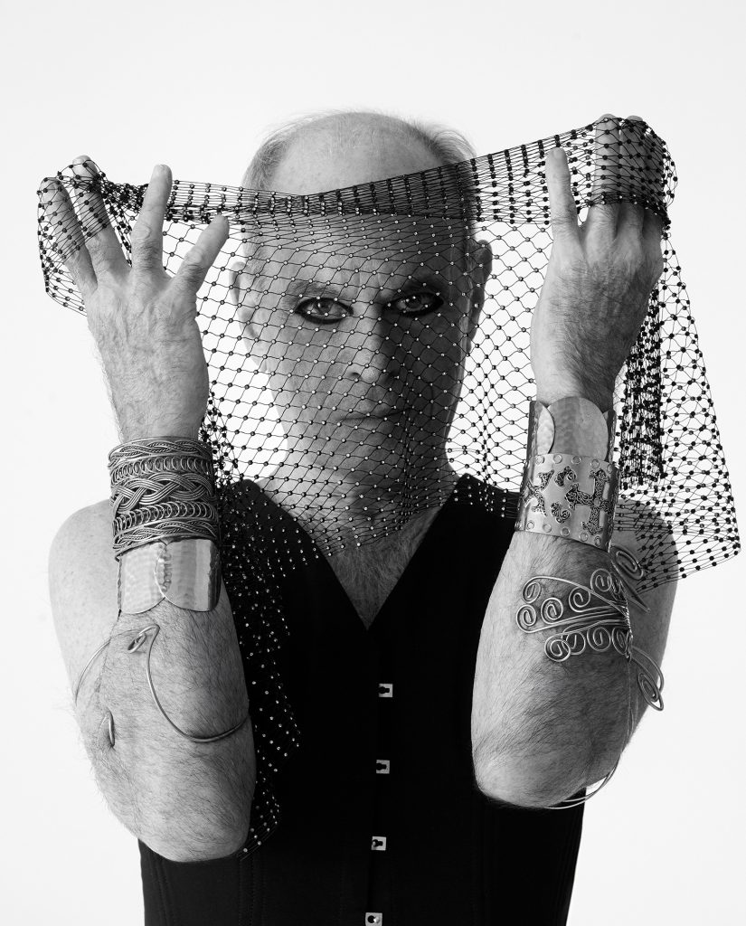 Ney Matogrosso prepara álbum com músicas de Angela Ro Ro