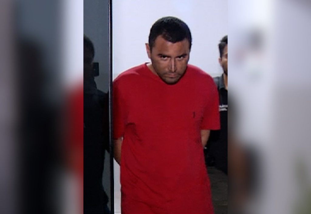 Caso Gustavo: celulares do pai e madrasta foram descartados antes de prisão, diz delegado