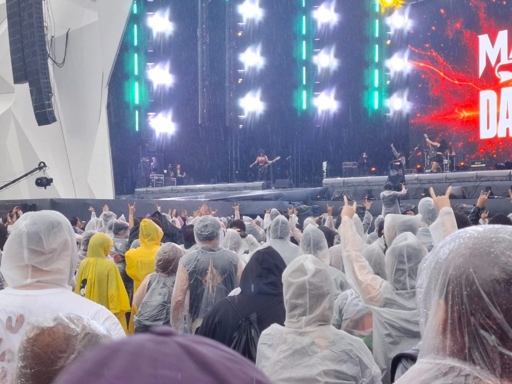 Rock in Rio terá domingo de mais chuva e frio, com máxima de 22°C